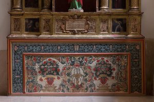 Igreja colegial. Interior. Corredor norte. Altar (San Jose). Antependium. Óleo sobre madeira. Século XVIII. de Unbekannt