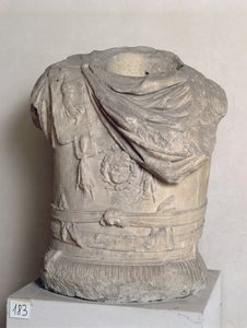 Cuirass, Roman (mármore) de Unbekannt