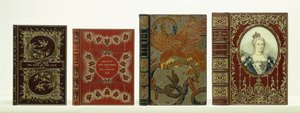 Capa de quatro livros com encadernação de Riviere & Sons, incluindo "The Life and Times of Catherine de" Medici ", de Unbekannt