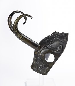 Armadura de cavalo - chamfron, 300-100 aC de Unbekannt