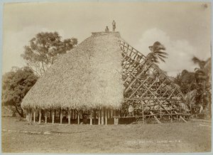 Edifício de Casa em Samoa, c.1875 (foto sépia) de Unbekannt