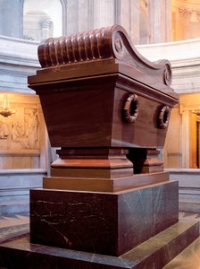 Túmulo do militar e imperador do francês Napoleão I Bonaparte (1769-1821). Paris. Os Inválidos. ©AISA/Leemage de Unbekannt