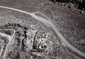 Vista de um antigo povoado de Anasazi, Parque Nacional da Cultura das Ruínas do Chaco, Chaco Canyon, Novo México, Estados Unidos da América, civilização Anasazi de Benjamin Baud