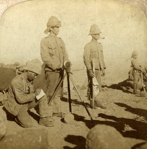 Sinalizadores do Regimento de Yorkshire, Nova Zelândia Hill, África do Sul, Guerra dos Bôeres, 1900 de Underwood and Underwood