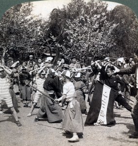 O espírito guerreiro da juventude japonesa, Tóquio, Japão, 1896 de Underwood and Underwood