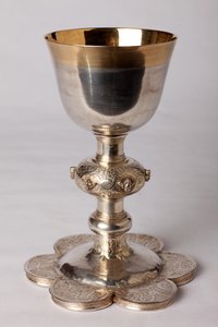 O cálice do capelão Georges Coquere. Metelsmithing, ouro e prata de Unknown artist