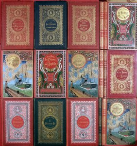 Várias capas de livros de Jules Verne publicados nas edições de Hetzel. Coleção da biblioteca da Jules Verne. Paris. de Unknown artist