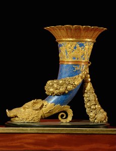 O vaso Rhyton, conhecido como as "cornetas antigas" da época olímpica ... de Unknown artist