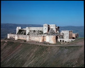 Vista do Cracóvia dos Cavaleiros, Castelo dos Cruzados, c.1100 (Fotografia) de Unknown artist