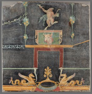 Fragmento de parede com sátiro dançante, hipocampos e outros motivos decorativos sobre fundo preto de Unknown artist