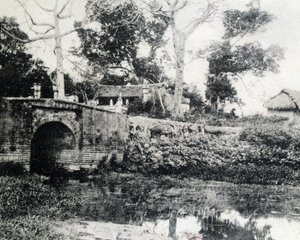 Hanoi, a Ponte de Papel em 1883. de Unknown photographer