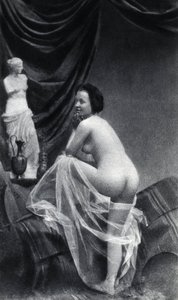 Mulher Nua Posando de Volta Cerca de 1855 Fotografia Anônima de Unknown photographer