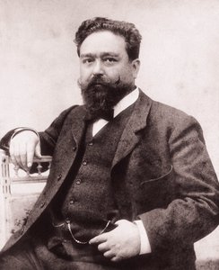 Retrato de Isaac Albeniz (1860-1909), pianista e compositor espanhol. Fotografia,1886. Fundação Albeniz, Madrid. de Unknown photographer