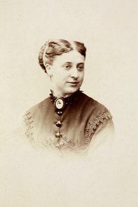 Retrato de Miss Dunlop, c.1860 (fotografia a preto e branco) de Unknown photographer