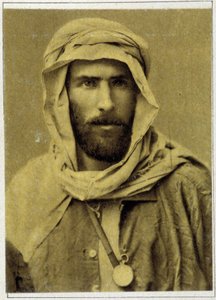 Retrato de Savorgnan de Brazza em 1882. de Unknown photographer