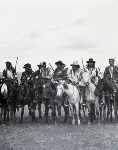 Índios das pradarias, Canadá, final do século XIX. de Unknown photographer