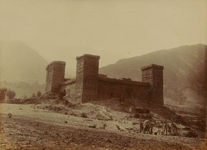 Vista do Forte Chitral, 1895 de Unknown photographer