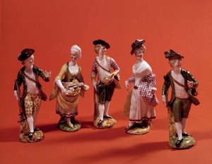 Pequenas figuras representando personagens (caçador, menagere, senhora da alta sociedade...) Estatuetas de porcelana da escola veneziana do século XVIII. Paris, Artes Decorativas de Venetian School