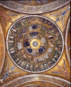 Vista da cúpula com mosaicos em fundo dourado de Veneto Byzantine School
