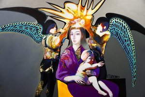 Mãe e Filho com coroa de Victor Tkachenko