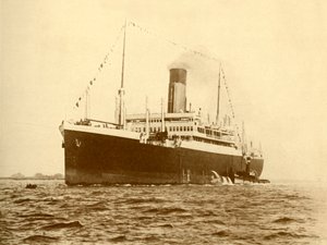 "The Minnewaska Atlantic Transport Line, 21.716 Tons", c1930. de W. T Munns