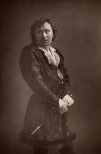 "Herbert Beerbohm Tree (1853-1917), ator e empresário inglês. Fundador da Academia Real de Arte Dramática (RADA). (Woodburytype)