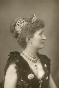 Lady Carew , cortesão