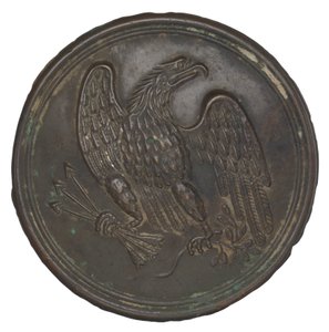Placa com um desenho de águia de latão estampado a partir de uma correia de caixa de cartucho, 1862-1865. de Warren H. Wilkinson