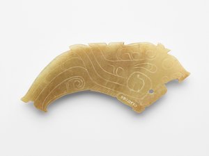 Pingente em forma de ave, um de um par, c.1050-c.950 BC (jade, nephrite) de Western Zhou Dynasty Chinese School