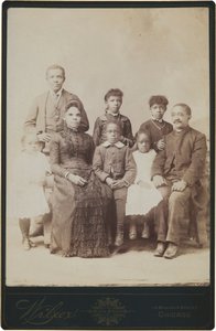 Retrato de uma família,c. 1890 (foto) de Wilcox