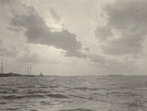 Pôr do sol sobre a água, década de 1890 (foto) de William B. Post