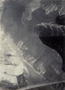 Olhando para o sul, para o Grand Cañon, rio Colorado, cruzamento de Sheavwitz