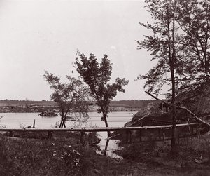 Fort Darling. Bateria mascarada e obstrução em James River, ca. 1865.
