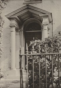 Porta, Cranbrook, Kent (foto a p/b) de William Galsworthy Davie