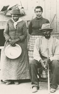 Cartão postal de Harriet Tubman, Nelson Davis, e da filha Gertie, ca. 1887, impresso em 1992. de William Haight Cheney