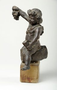 Querubim em um barril de vinho (gesso pintado) de William Hamo Thornycroft