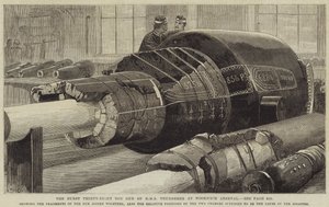 O Burst Trinta e Oito Ton Gun do HMS Thunderer no Woolwich Arsenal