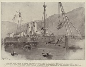 O navio de guerra chinês Ironclad Chen-Yuen passando por reparos em Port Arthur