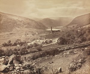 O Vale de Glendalough, Condado de Wicklow, Irlanda de William Russell Sedgfield
