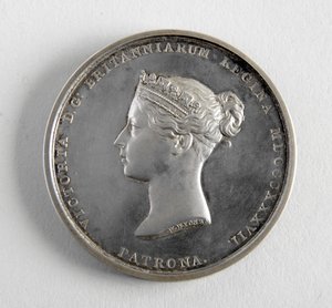 Medalha de R.A. concedida a George Frampton 10.12.1884 pelo melhor modelo de uma figura (metal)
