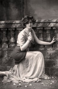 Gabrielle Ray 1883-1973, atriz inglesa, do século XX. de William and Daniel Downey
