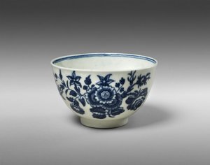 Teabowl, c. 1770-1783 (porcelana de pasta mole com impressão de transferência) de Worcester Porcelain Manufactory