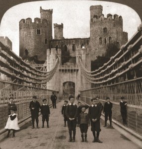 Conway, país de Gales, castelo medieval e ponte, 1901.