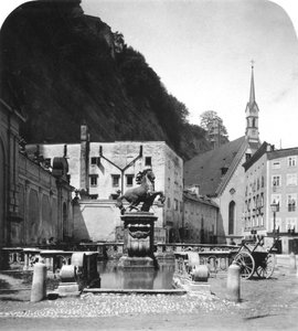 O cavalo de Pferdeschwemme, Salzburgo, Áustria, c1900s.