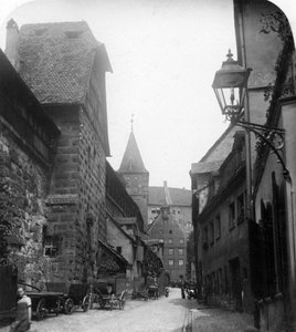 O Tiergartnertor, Nuremberg, Alemanha, c1900s. de Wurthle and Sons