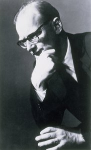 Arthur C Clarke, autor e inventor britânico de ficção científica de Frederick (attr. to) Barnard