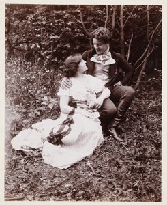 Retrato eduardiano, casal em vestido do século XIX de John Pardon