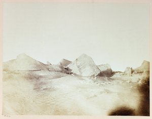 Expedição Ártica (1875-1876) pelo Capitão George Nares (1831-1915): Floebergs, perto da praia de Floeberg de Frederick (attr. to) Barnard