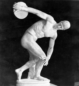 Discóbolo, cópia de um original grego (gesso) de after Myron