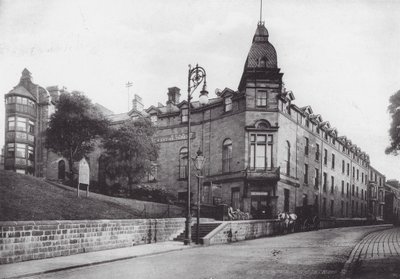 Buxton: Peak Hydropathic (fotografia a preto e branco) de (after) English photographer